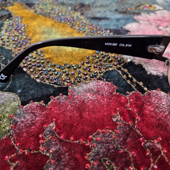 Versace Sunglasses - Picture 9 of 12